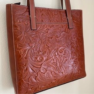 NWT Patricia Nash Tooled Viana Tote Florence
